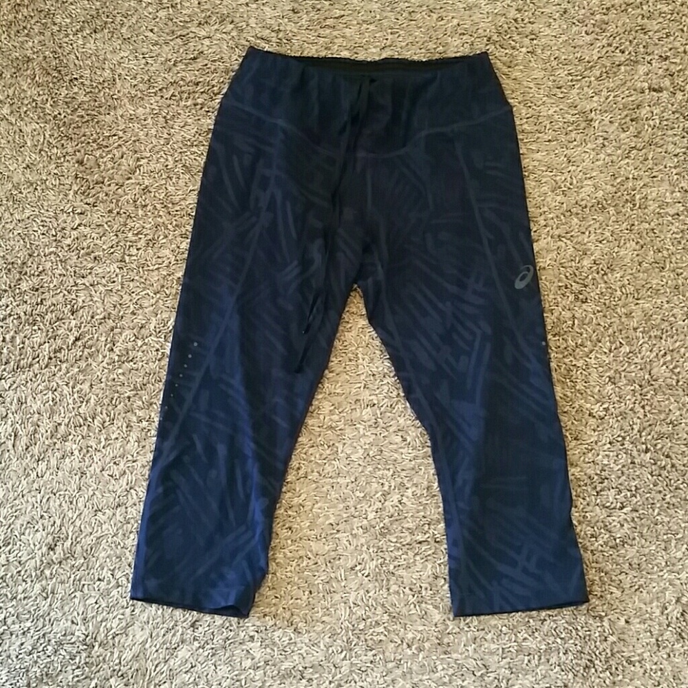 Asics Motion Dry Capris